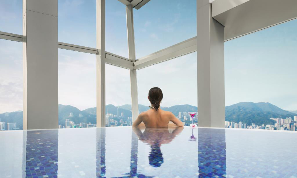 7 Best Rooftop Swimming Pools in Hong Kong