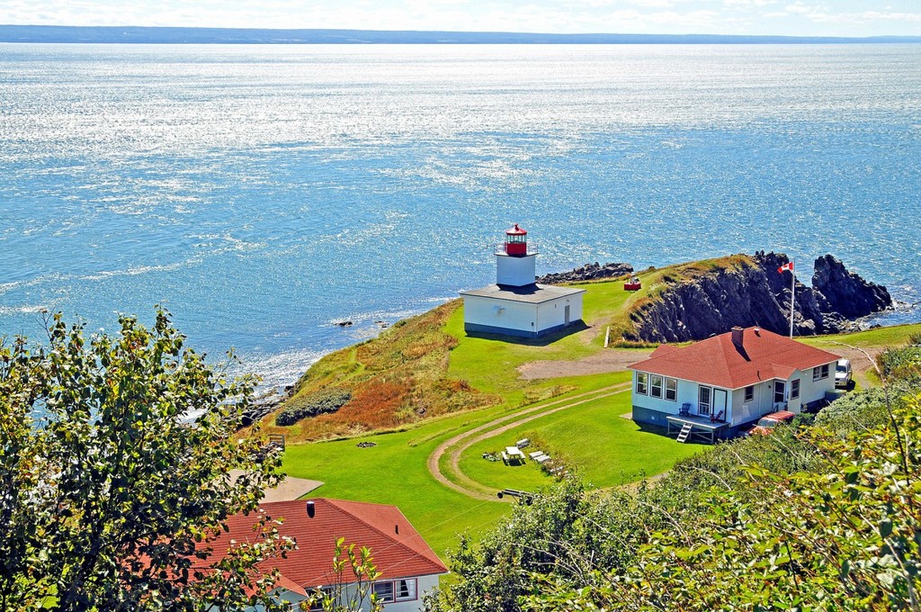 Cape Dor Lighthouse WikiCommons