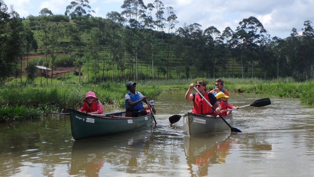 Canoeing on the Mukungwa River | <a href="https://minitravellers.co.uk/canoeing-in-rwanda-with-kids/" target="_blank" rel="noopener">Courtesy of Mini Travellers</a>
