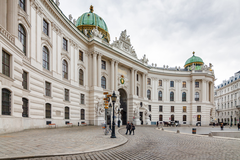 Hofburg Palace at the Michaelerplatz, Vienna | © Yuriy Biryukov/Shutterstock