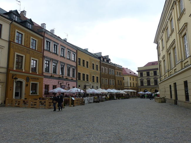 800px-Lublin_Market_Square_02