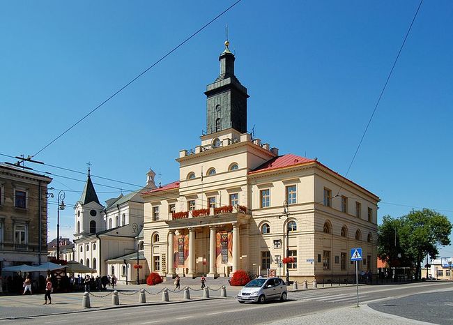 800px-Lublin_Nowy_Ratusz