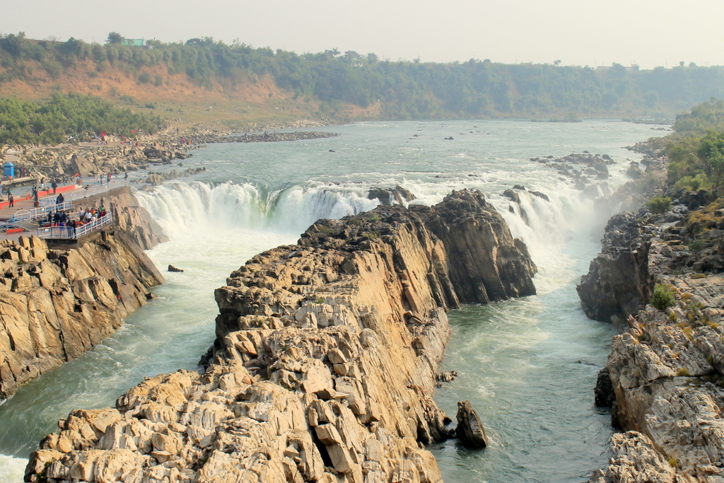 Dhuadhar Waterfalls