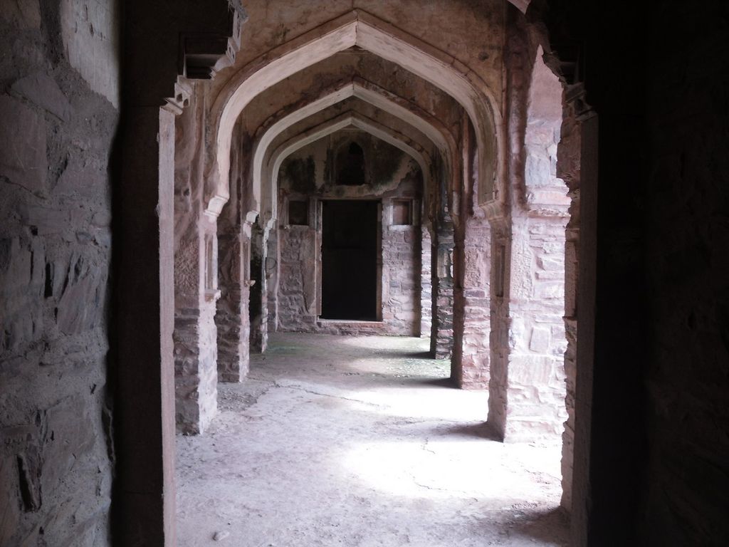 The Story Of Bhangarh Fort India S Most Notorious Haunted Site