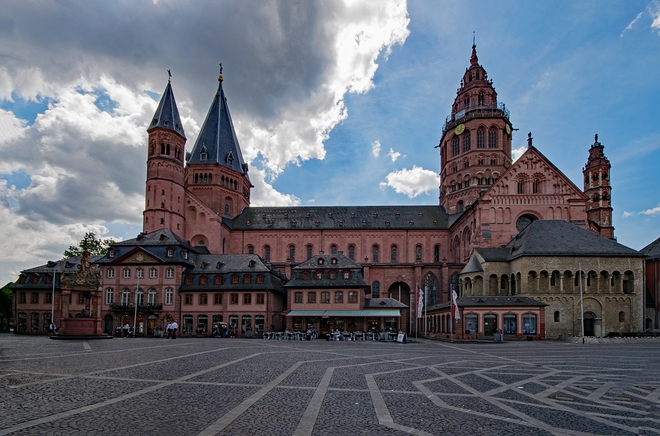 mainz-cathedral-2320083_960_720