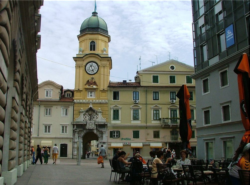 Clock Tower | © aaaaaaa107/Flickr