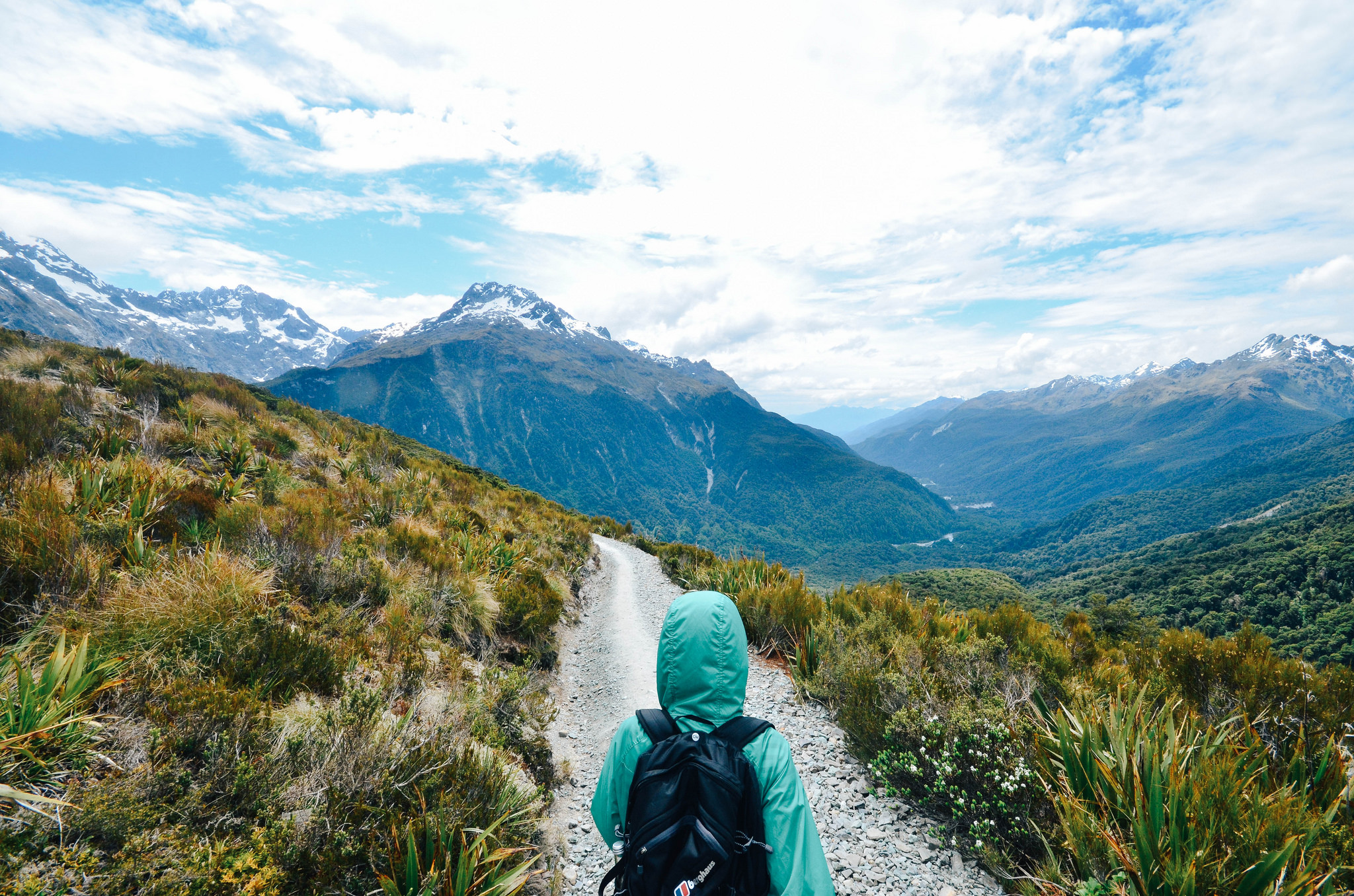 milford sound trekking tour