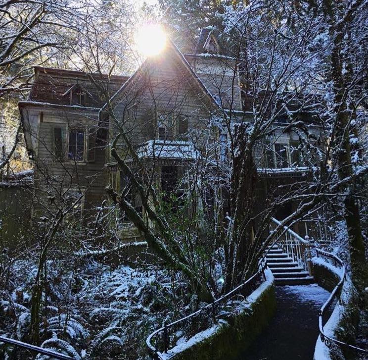 This Fairytale Amusement Park In Oregon May Actually Be Haunted