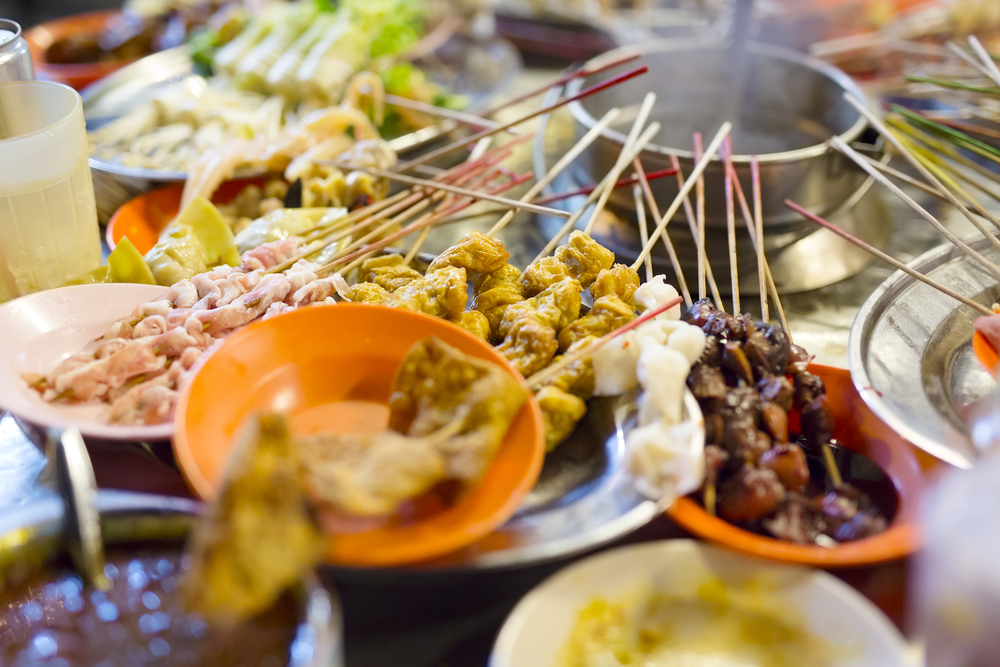 15 Delicious Street Food Dishes to Try in Malaysia