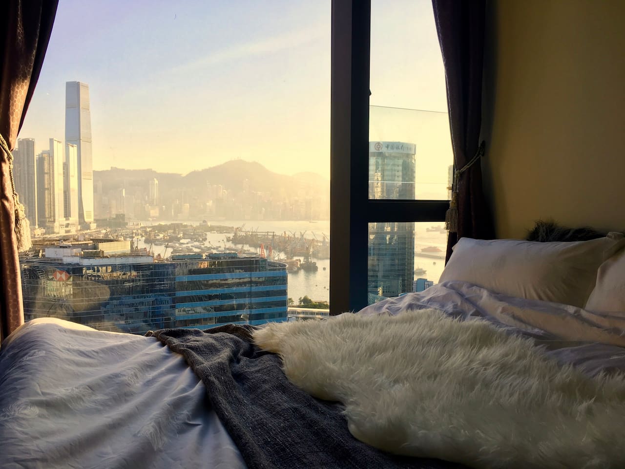 Hong Kong's 14 best hotels for amazing views