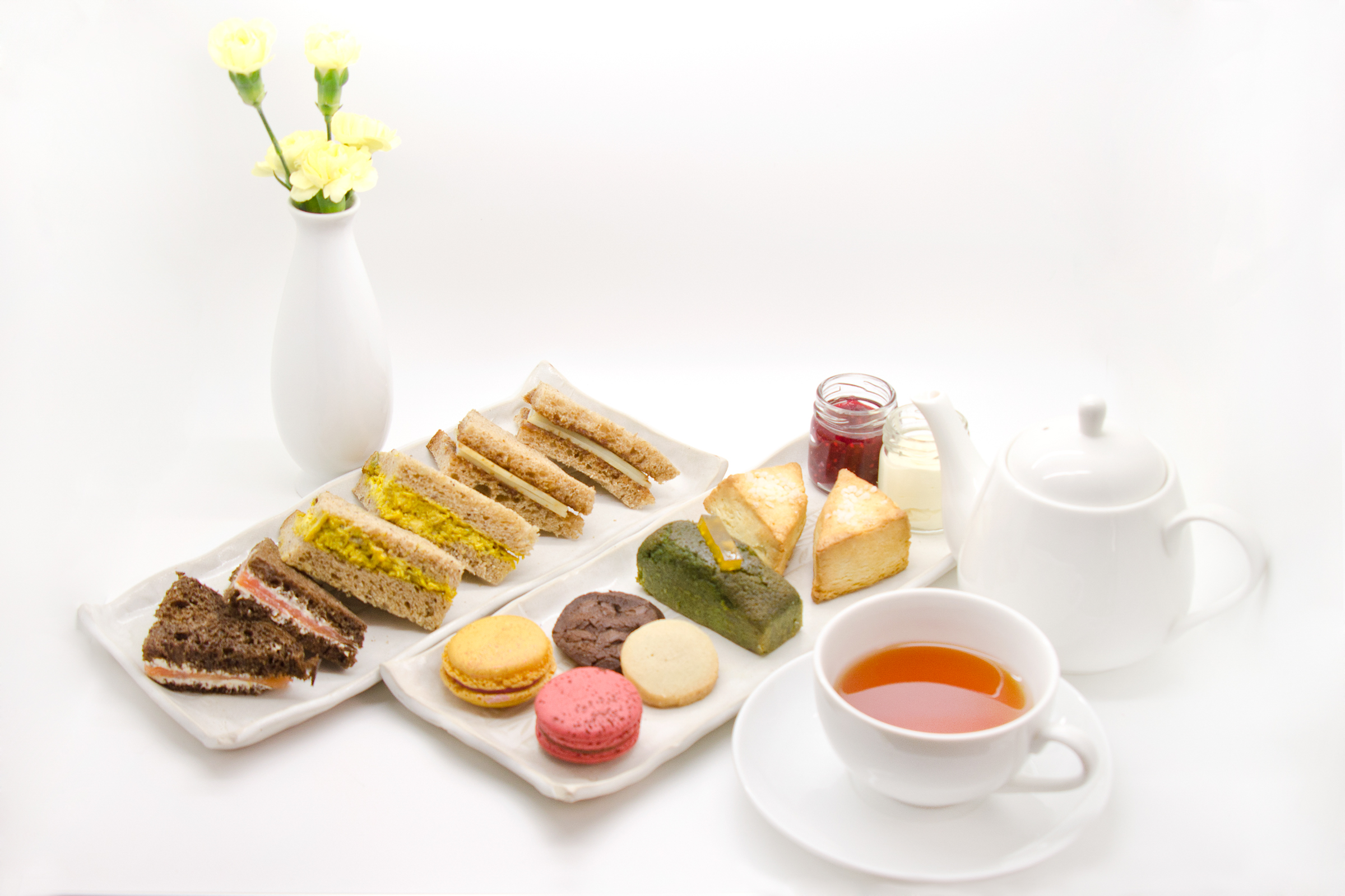 The 13 Best Places For Afternoon Tea In New York City