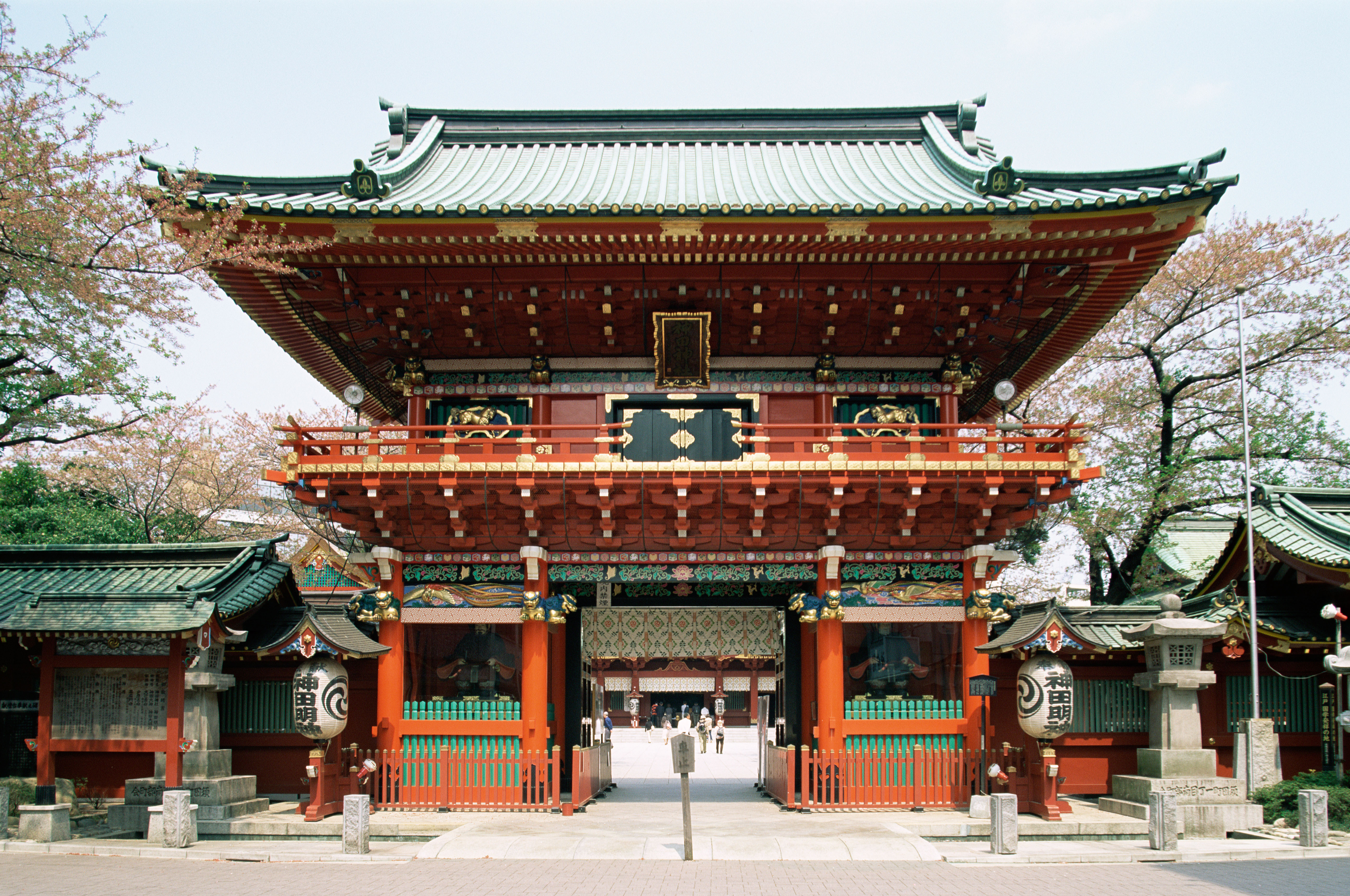 6 Temples And Shrines To Visit In Tokyo