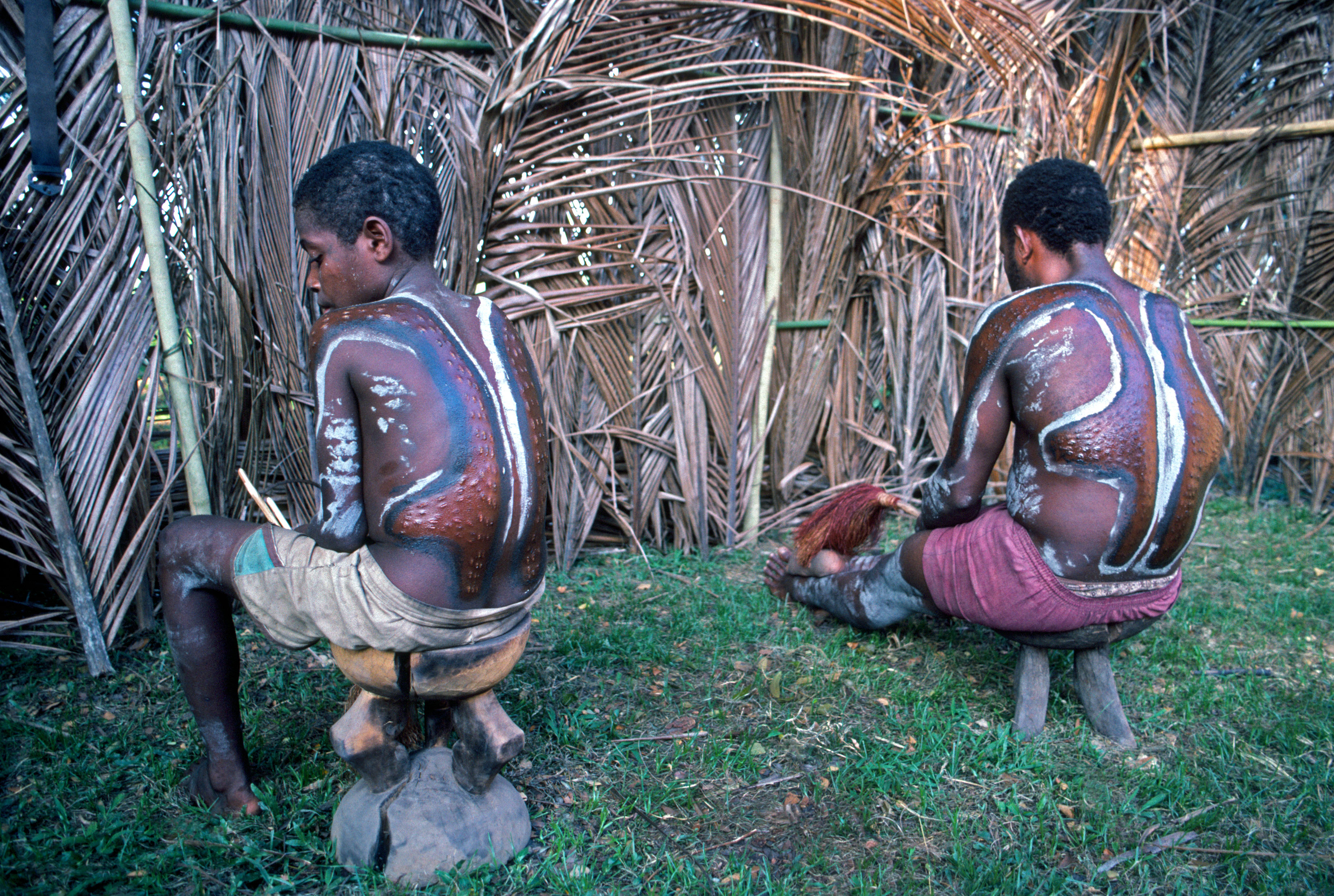 papua new guinea natives