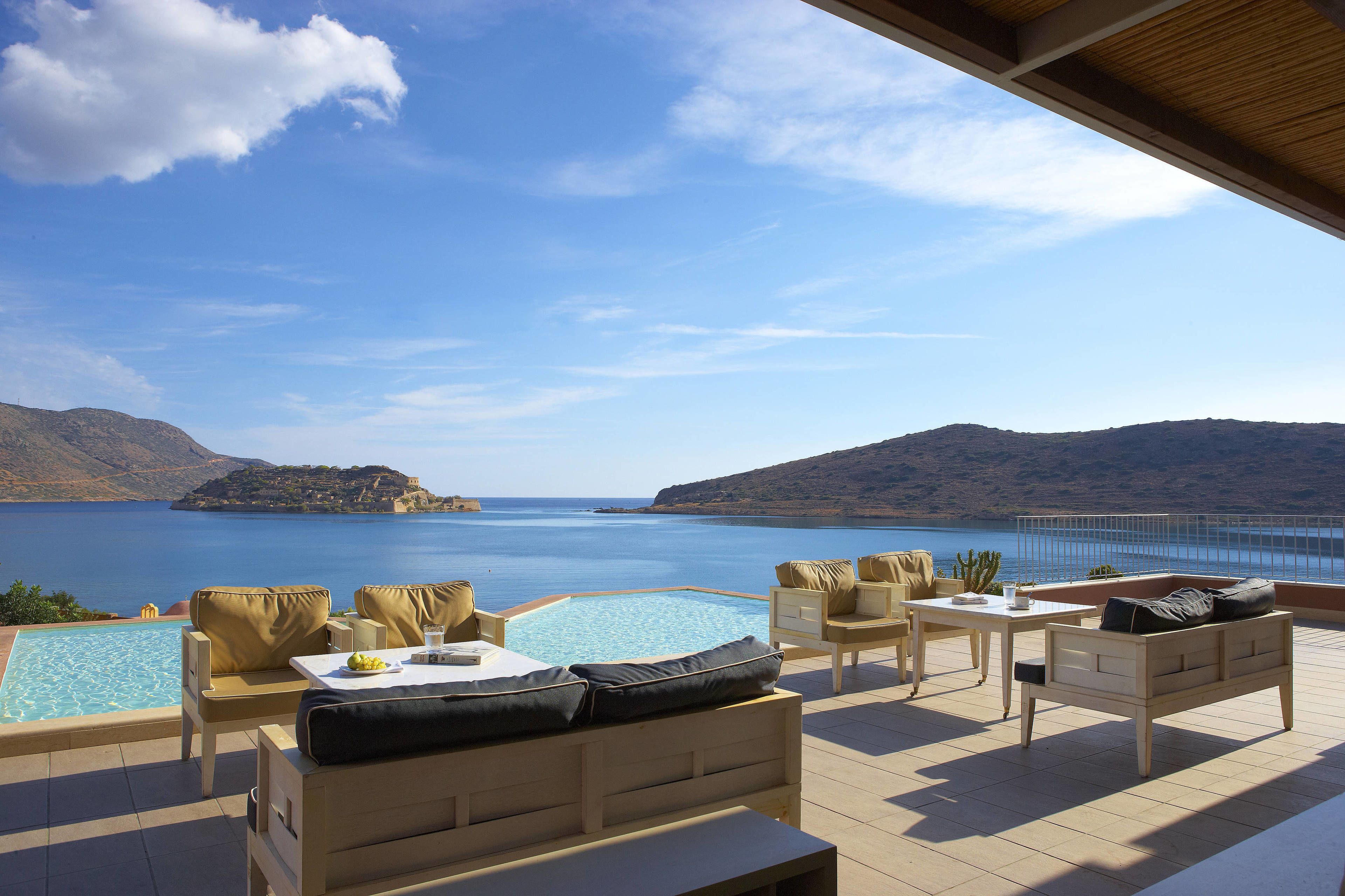 klud fløjl video The Best Luxury Hotels to Book in Crete, Greece