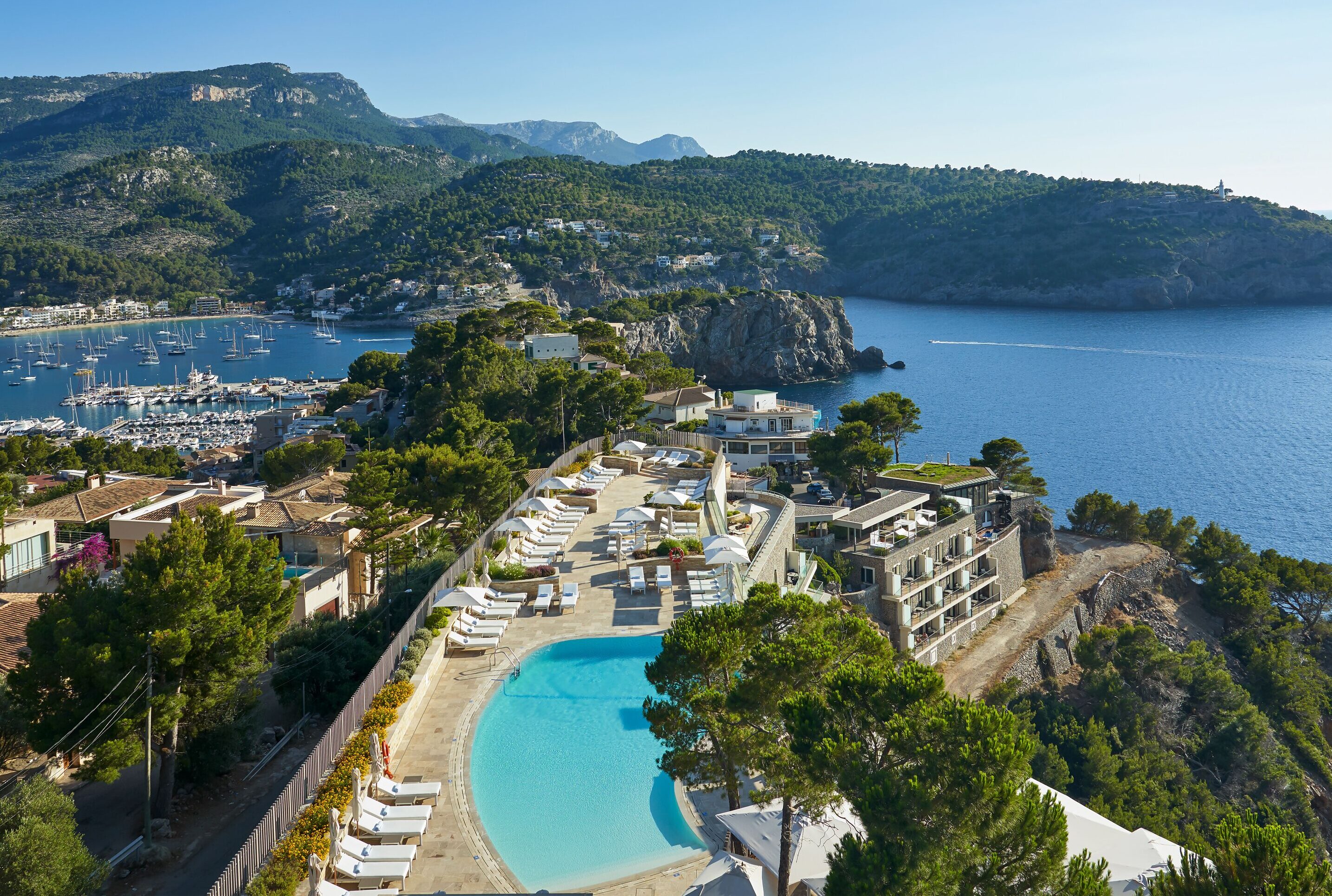 Justerbar uformel tavle The Best Luxury Hotels in Mallorca, Spain