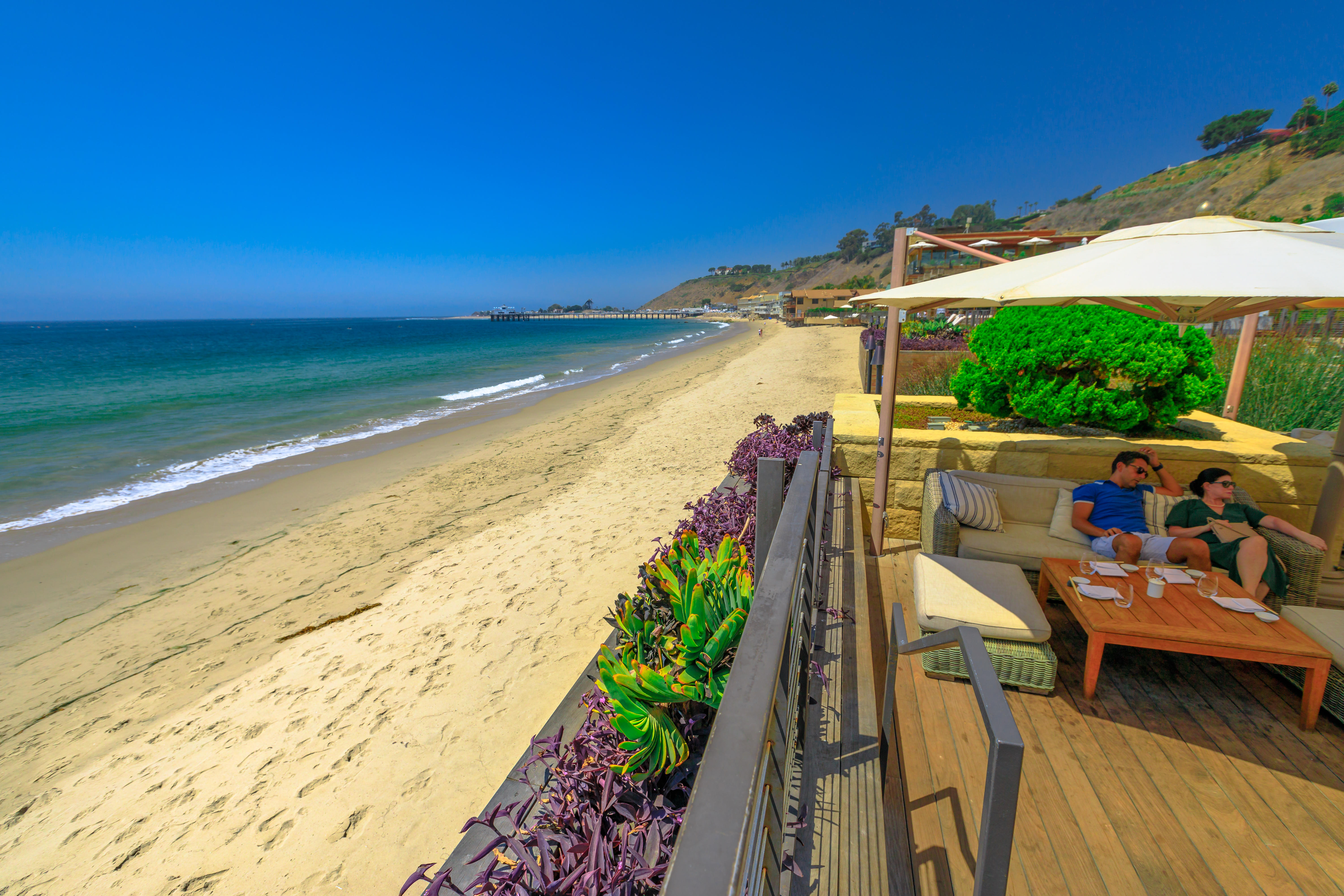 The Best Beachfront Restaurants In Los Angeles